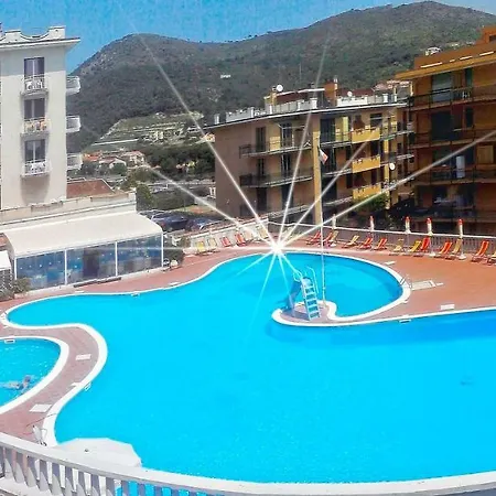 Lägenhet Milanomare